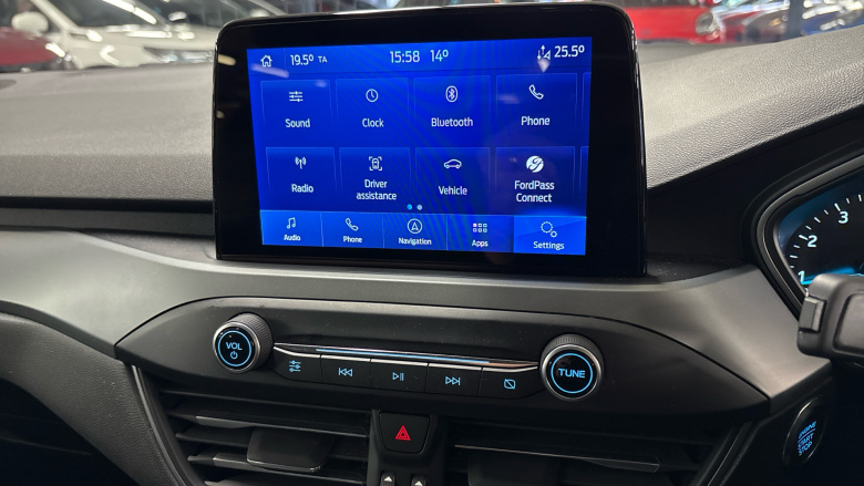 Ford Focus 1.0 EcoBoost Titanium Style 5dr Petrol Hatchback